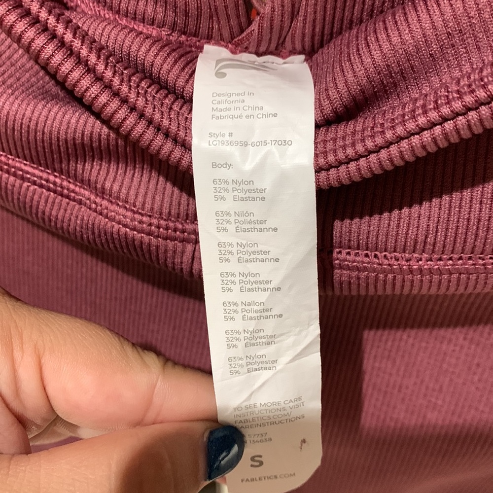Fabletics High-Waisted Rib Legging - Picture 4 of 4